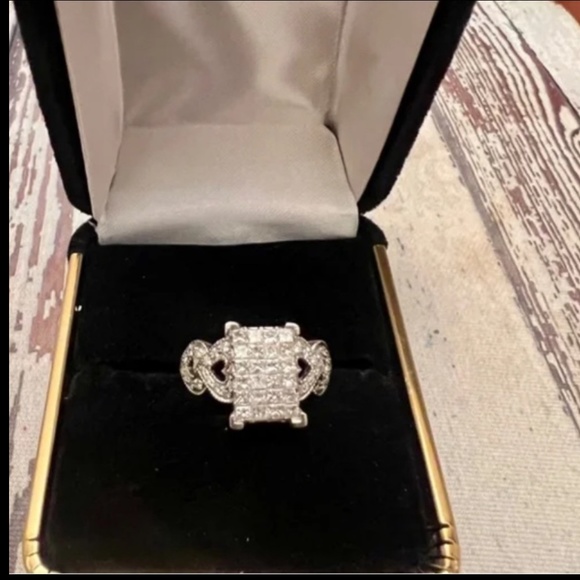 Magnificent! *ESTATE* 14k WG Natural Diamond Heart Cluster Cocktail Ring - Picture 9 of 16